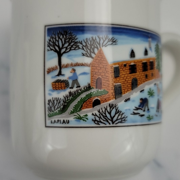 (2) Villeroy & Boch NAIF CHRISTMAS Cups - Picture 5 of 16